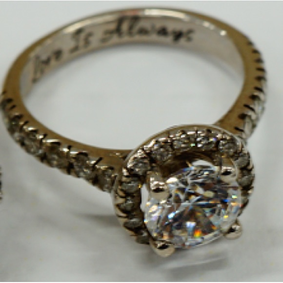 Halo Style Engagement Ring - Picture 1 of 6